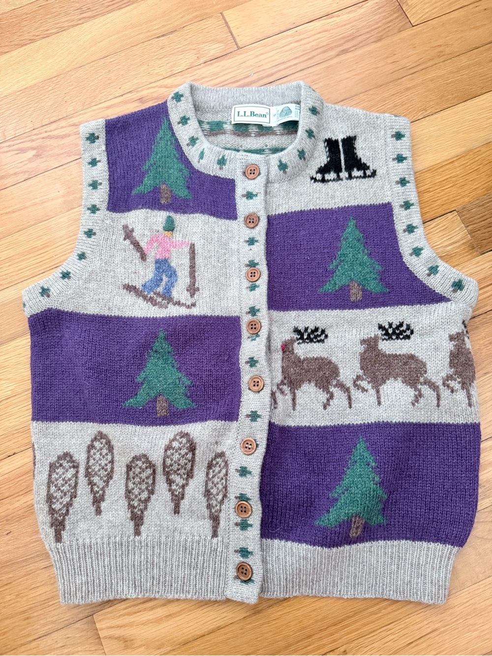 L.L.Bean Vintage wool sweater in winter pattern